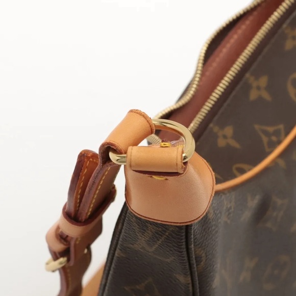 Louis Vuitton Monogram Boulogne Shoulder Bag - M51265 - Picture 10 of 11